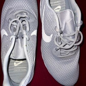 Men’s size 10 Nike Air lite gray sneakers